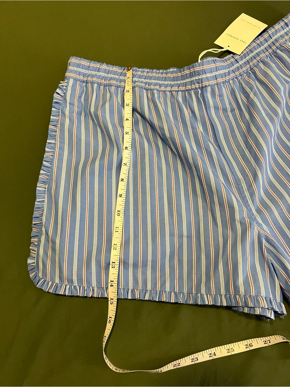 Light Blue Striped Women’s Elastic Waist Shorts with Ruffle Trim Size XL